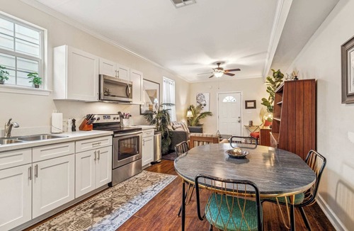 Milan Apartment | Stylish Condo w Sunny Backyard Patio 3br-2ba