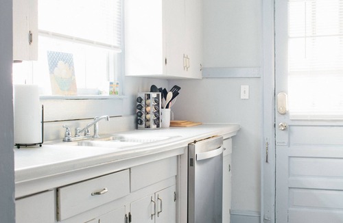 Montgomery Apartment | Stylish Cozy 2BR | Cloverdale & Pet-Friendly Stay