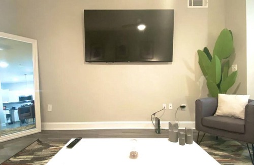 Dunwoody Apartment | SUAVE&SPACIOUS SUITE NEAR EVERYTHING