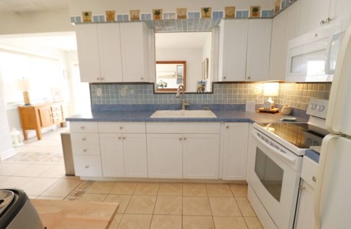 Ocean Breeze Circle House | Sunny house with pool, just steps to the beach!
