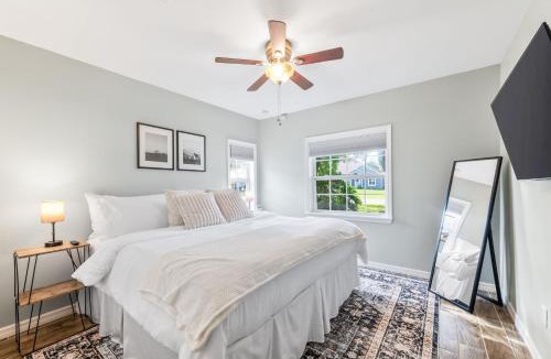 St. Augustine House | Sunny Retreat Near Downtown & Beaches