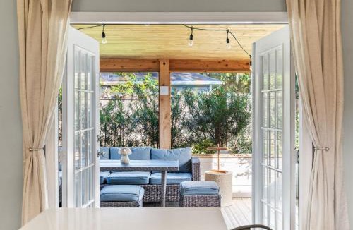 St. Augustine House | Sunny Retreat Near Downtown & Beaches