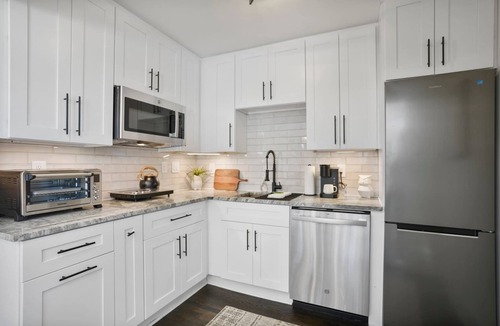East Side Apartment | Sunny Sanctuary | Bright & Airy | Great Area