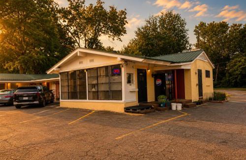 Cordele Hotel | Sunrise Inn Cordele GA Near I 75