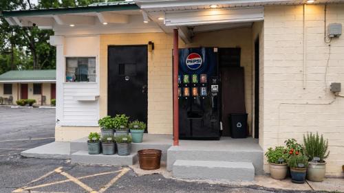 Cordele Hotel | Sunrise Inn Cordele GA Near I 75