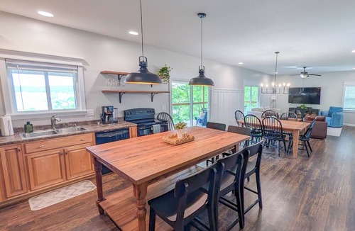 Crane Hill House | Sunrise Reach - A Smith Lake Retreat with room for everyone!