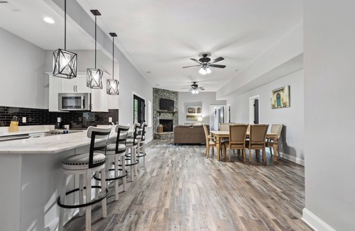Six Mile Apartment | Sunset Cove on Lake Keowee!