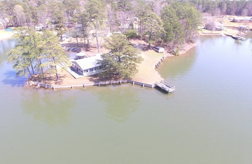 Dadeville Cabin | Sunset Peninsula at Lake Martin: Perfect Summer or Football Getaway