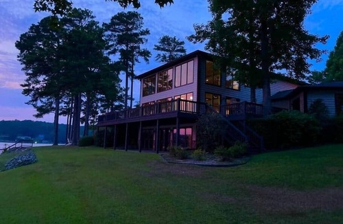 Jacksons' Gap House | "Sunset Pointe" Exceptional Lake-front Home