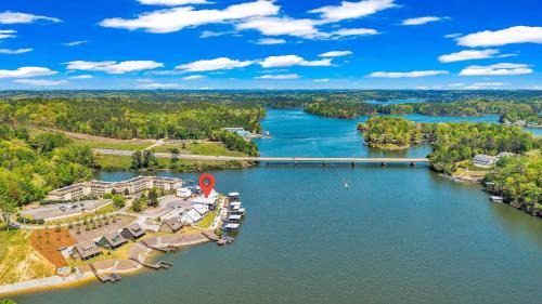 Alexander City House | Sunset Rock at Lake Martin