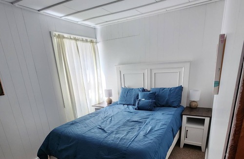 Cheboygan County Cottage | Sunset Shores 3 Bedroom 1 Bath Lakefront Burt Lake Cottage- Sleeps 6