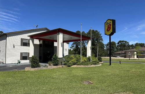 Kinder Hotel | Super 8 by Wyndham Kinder/Coushatta near Casino
