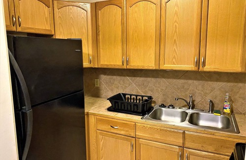 Beauregard Town Historic District Condo | SUPER SUMMER SAVINGS! Cool and Eclectic , Perfect Downtown Spot minutes to LSU