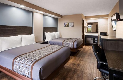 Jasper Hotel | SureStay Hotel by Best Western Jasper