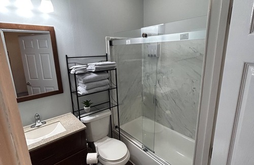 Monroe Apartment | Sweet Dreams - A Luxurious Escape