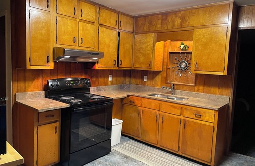 Normal House | Sweet Home Huntsville- Charming Single-level, 3-Bdrm House;Quiet Neighborhood