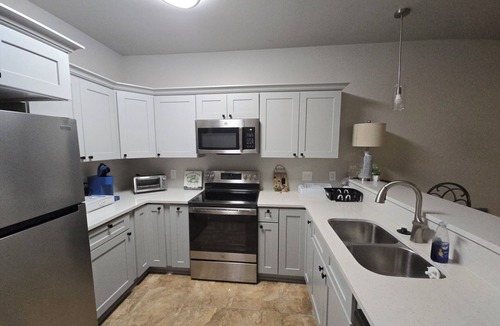 LaPlace Condo | Sweet Home Louisiana-a cozy 2-BR, 2.5 bath-condo with WiFi in enchanting LaPlace