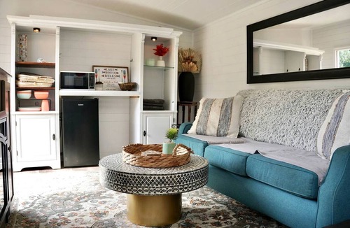 Rogersville Cabin | Sweet Tiny House Perfect for a Romantic Retreat in Alabama