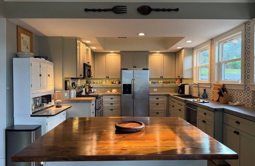 Little Kowaliga House | Sycamore Cove: Flat Shady Lot, 5 King BR's+Bunkroom, Quiet Slough, Kayaks