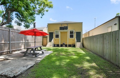 Uptown Historic District House | Tchoup House Two - Historic Shotgun In Uptown New Orleans
