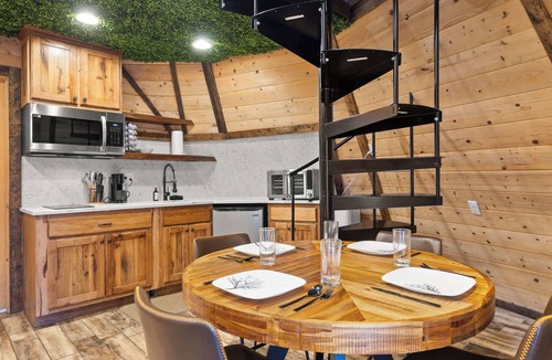 Bryant Cabin | TeePee at Paradise Point with a hot tub, fire pit, & grill!