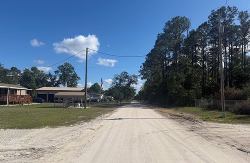 Satsuma RV Rental | Terrific camping site inSatsuma perfectfor your outdoor adventure.Near the river