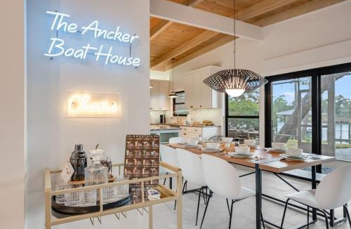Wright House | The Ancker Boat House - Waterfront on the Bayou