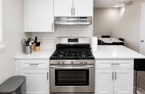 Shannon Villa | The Atlas Townhome | Hoover Luxury 2BR