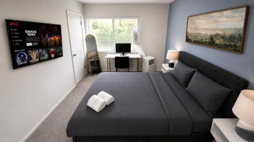 Shannon House | The Atlas Townhome Hoover Luxury 2BR H2
