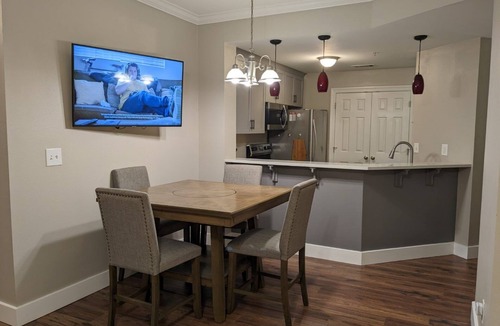Tuscaloosa Condo | The Bama Retreat 3bed/3bath Condo minutes from The University of Alabama!