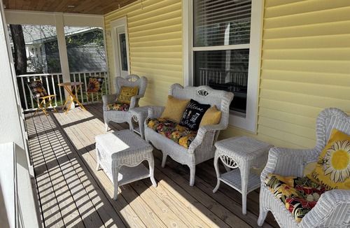Elk Rapids House | The Bay Breeze. Walk to downtown Elk Rapids & Lake MI Beaches. Near Torch Lake,