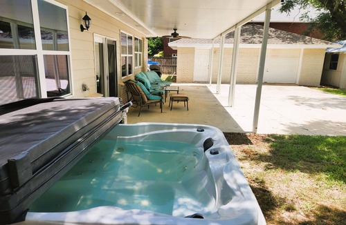 Florida Panhandle House | "The Bay House" w/Dock, Hot Tub, Kayaks Boat Ramp