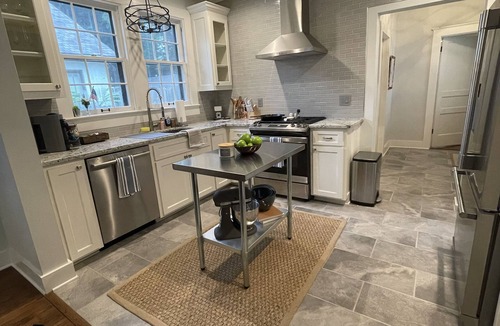 Mid City South House | The Beverly- Located in the Heart of Midcity!