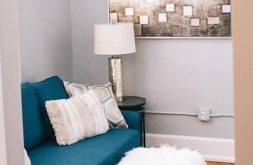 Lake City Apartment | The Blanche - Room 211