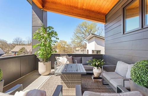 Reynoldstown House | The Boulevard Estate Rooftop+Outdoor Kitchen 5BR 10 mins from Mercedes Benz
