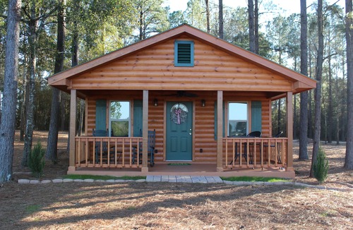 Fairhope Cabin | The Cabins At Fish River Christmas Tree Farm