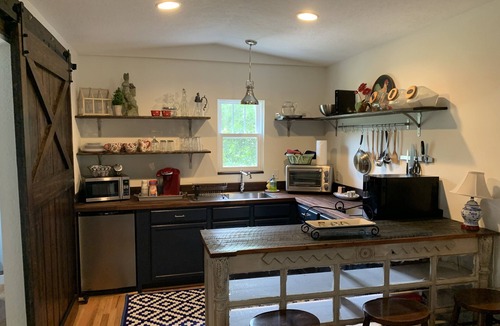 Mount Dora Cottage | The Carriage House - Walk to Downtown!