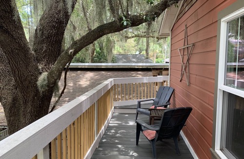 Mount Dora Cottage | The Carriage House - Walk to Downtown!