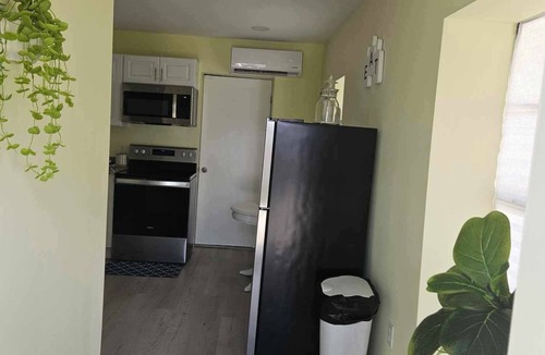 Branford Cottage | The charm you are looking for!