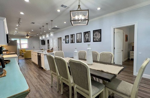 Bay St Louis House | The Coastal Compound – Luxury 10BR, Pool, Parking