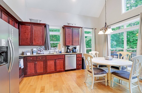 Sparta House | The Cove's End