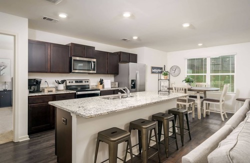 Tuscaloosa House | The Crossing Cottage- 4 BR 2.5BA- Ping Pong Table