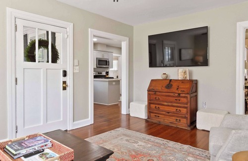 Tuscaloosa House | The Dearing House - 4 BR - Walkable Gameday House