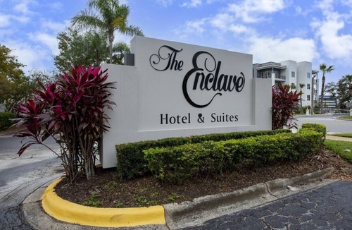 Southwest Orlando Villa | The Enclave 2BR near Universal, Pool & Gym