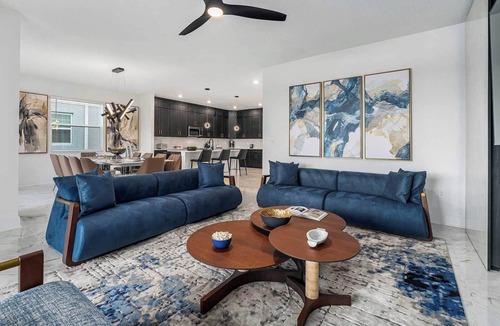 Florida Center House | The Gorgeous | Fab NEW home w/PVT pool & spa - near all the action of I-Drive