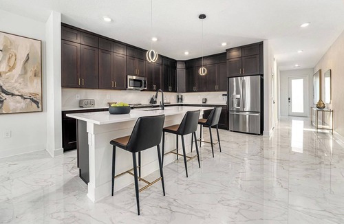 Florida Center House | The Gorgeous | Fab NEW home w/PVT pool & spa - near all the action of I-Drive