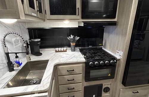 Foley House | The Lake Escape RV Meets The Beach