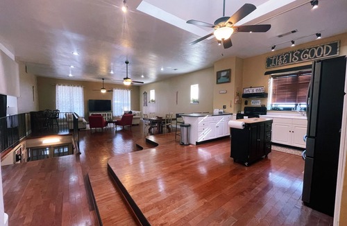 Van Buren Apartment | The Landing at Main Street Suites: Cozy apartment in downtown Van Buren, AR