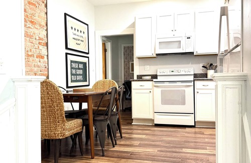 Owosso Apartment | The Legacy Owosso - Space to Gather, Room to Breathe