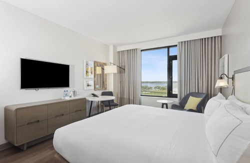 Gulf Shores Resort | The Lodge at Gulf State Park, A Hilton Hotel